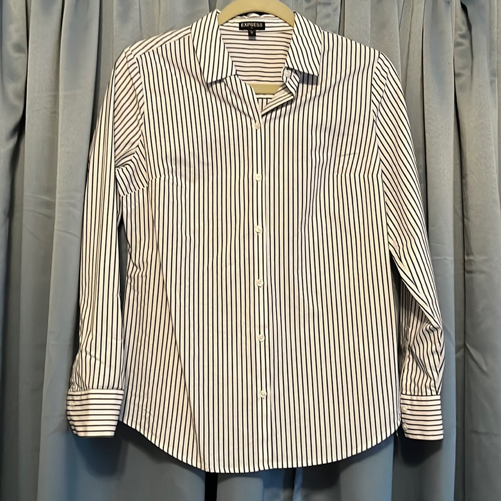 Express Button Down Size M